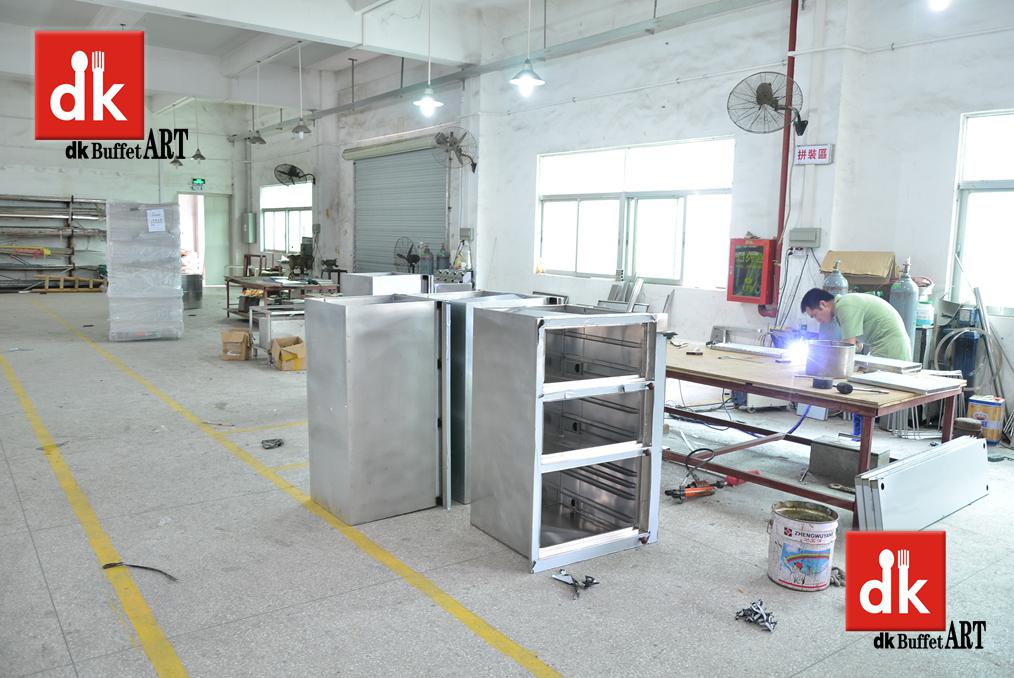 打造高效餐饮服务 厨具工厂中的自助餐用具与自助餐台